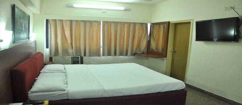 Hotel Samraj Mumbai Kültér fotó