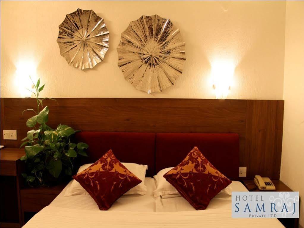 Hotel Samraj Mumbai Kültér fotó